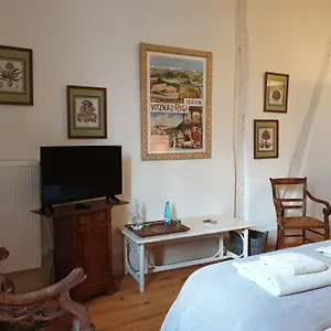 Ombre Rose Bed and breakfast